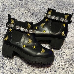 SHEIN BOOTS